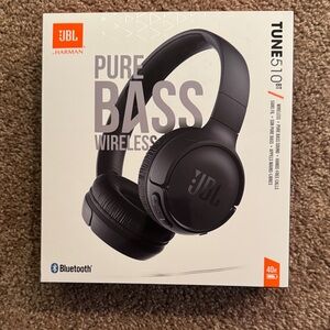 JBL Harman Pure Bass Wireless Headphones - Black